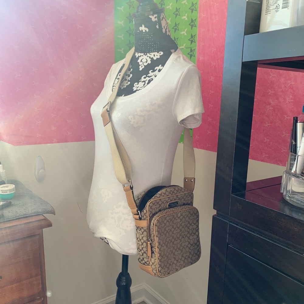 Coach crossbody purse- stored. Check all pics